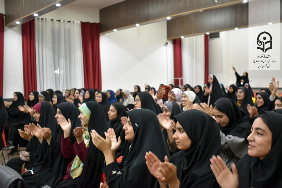 برگزاری جشن ولادت حضرت زینب (س) در سالن اجتماعات پردیس امام سجاد (ع)   3