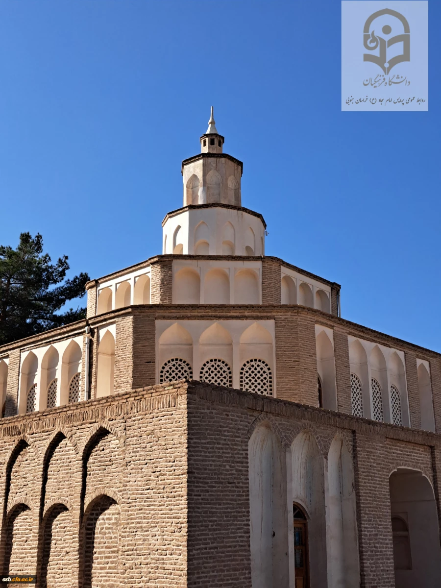 بازدید دانشجویان از ارگ تاریخی کلاه فرنگی بیرجند  2