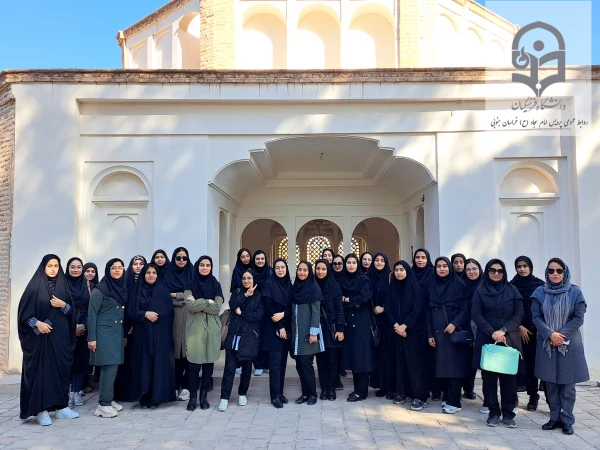 بازدید دانشجویان از ارگ تاریخی کلاه فرنگی بیرجند  4