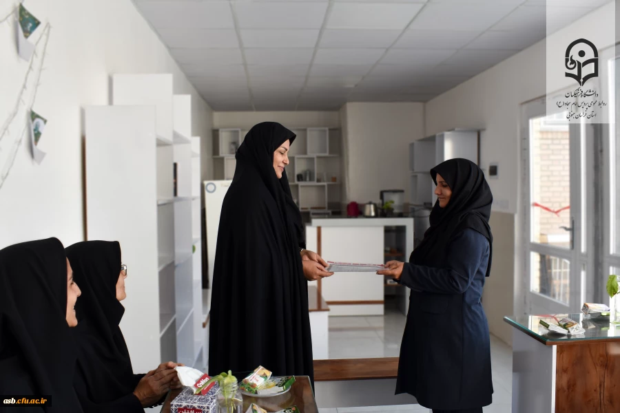 برگزاری مراسم تقدیر از کتابداران کتابخانه پردیس امام سجاد (ع) 2