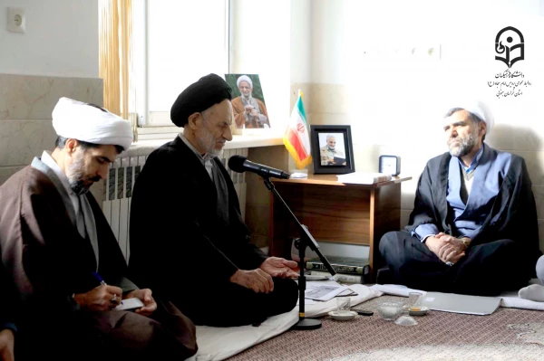 دیدار مدیریت دانشگاه فرهنگیان خراسان جنوبی با نماینده ولی فقیه در استان به مناسبت روز وحدت حوزه و دانشگاه 5