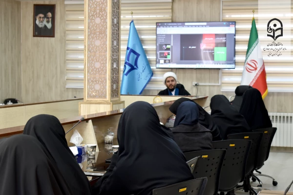 برگزاری کارگاه عفاف و حجاب با موضوع "زن در جهان معاصر" به مناسبت روز زن   3