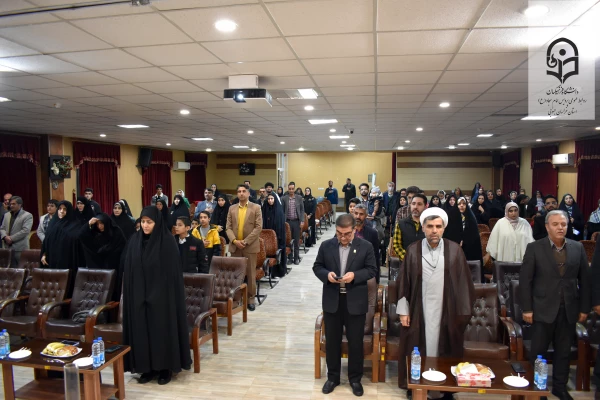مراسم گرامیداشت ولادت حضرت فاطمه زهرا (س) و روز مادر با اجرای برنامه های شاد و معنوی در دانشگاه 2