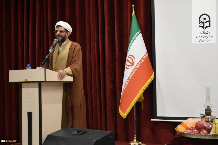 مراسم گرامیداشت ولادت حضرت فاطمه زهرا (س) و روز مادر با اجرای برنامه های شاد و معنوی در دانشگاه 7