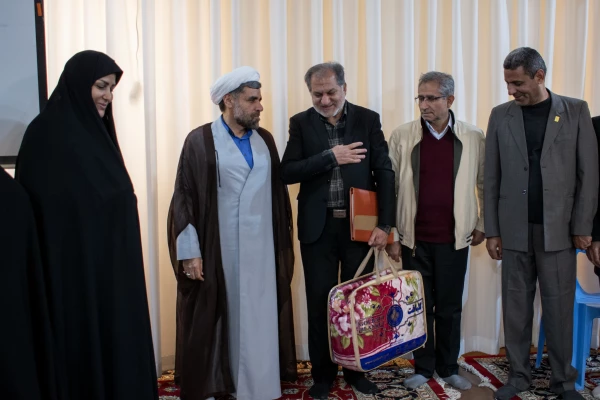 بازدید دکتر اکبری مطلق و دکتر میری از مرکز بنت الهدی صدر فردوس 6