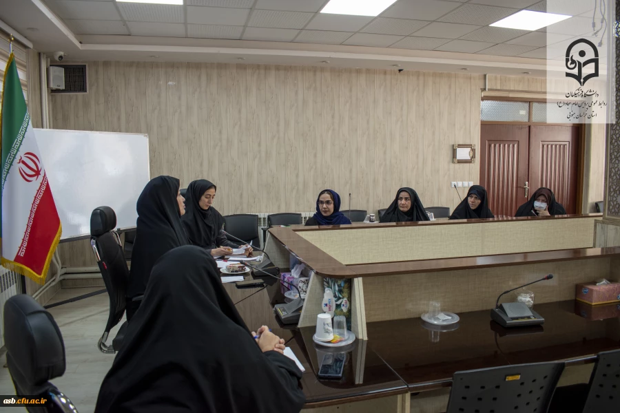 برگزاری جلسه شورای سرپرستان با محوریت بررسی مشکلات و ارائه راهکارها 4