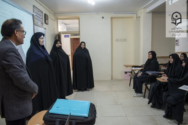 بازدید دکتر مینو میری از مرکز آموزش عالی بنت الهدی صدر فردوس  4