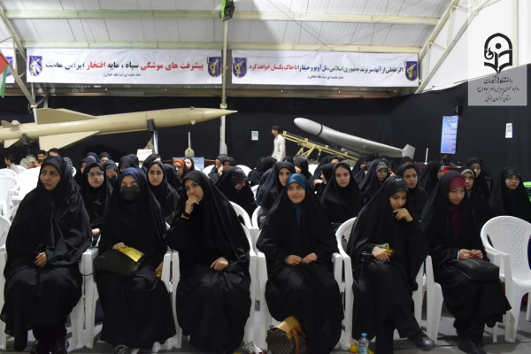 بازدید دانشجویان پردیس امام سجاد (ع) از سایت هوافضای سپاه پاسداران 3