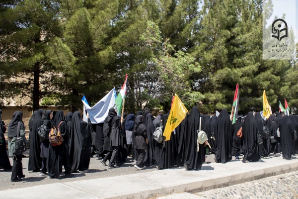 تجمع اعتراضی دانشگاهیان بیرجند در محکومیت جنایات رژیم صهیونیستی و حمایت از مردم مظلوم غزه 8