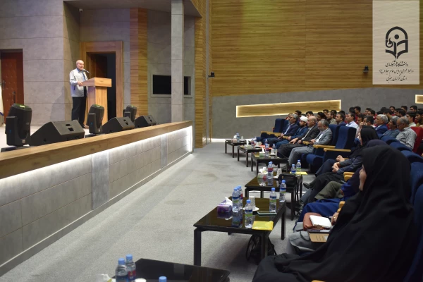 بازدید علمی دانشجویان پردیس امام سجاد (ع) از کارخانه کویر تایر در قالب اردوی راهیان پیشرفت 4