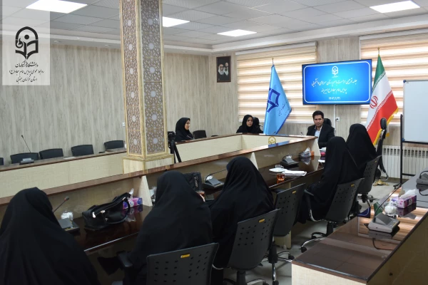 برگزاری نشست هم اندیشی حراست با سرپرستان سراهای دانشجویی پردیس امام سجاد (ع) بیرجند 3