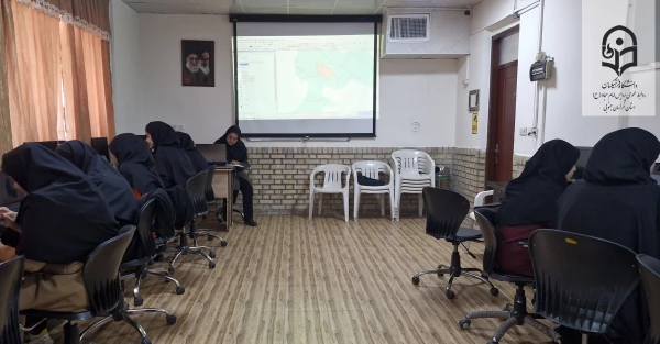 برگزاری سلسله کارگاه های آموزشی سیستم اطلاعات جغرافیایی GIS در پردیس امام سجاد (ع) بیرجند 3