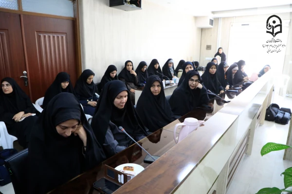 حضور حجت الاسلام والمسلمین عبادی، نماینده محترم ولی فقیه، در پردیس امام سجاد (ع) خراسان جنوبی به مناسبت روز دختر و ولادت حضرت معصومه (س) 4