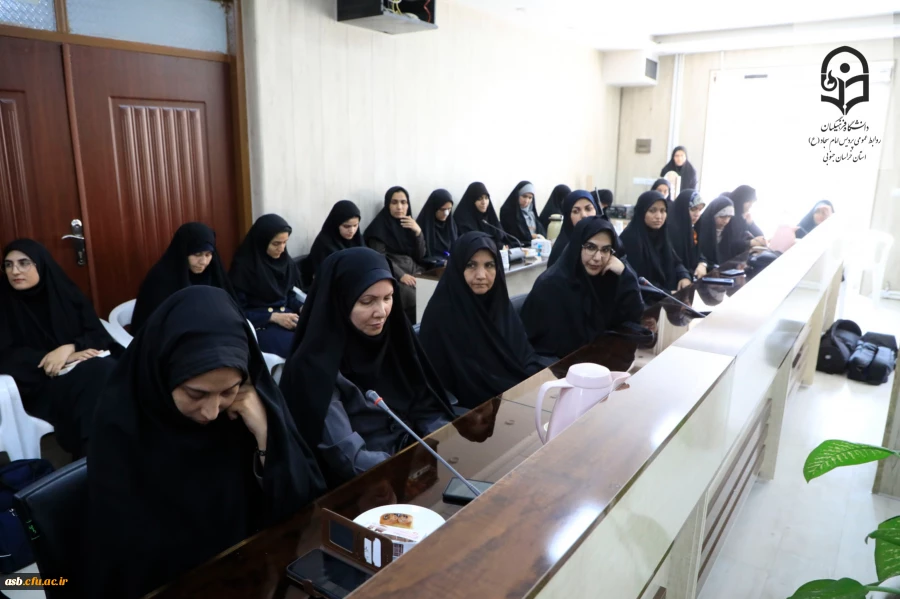 حضور حجت الاسلام والمسلمین عبادی، نماینده محترم ولی فقیه، در پردیس امام سجاد (ع) خراسان جنوبی به مناسبت روز دختر و ولادت حضرت معصومه (س) 4