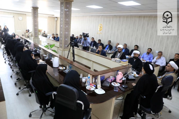 حضور حجت الاسلام والمسلمین عبادی، نماینده محترم ولی فقیه، در پردیس امام سجاد (ع) خراسان جنوبی به مناسبت روز دختر و ولادت حضرت معصومه (س) 7