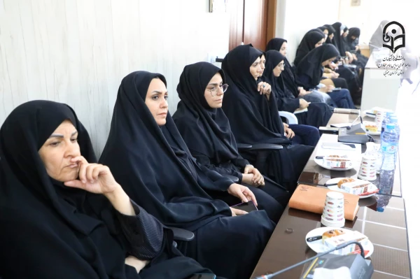 حضور حجت الاسلام والمسلمین عبادی، نماینده محترم ولی فقیه، در پردیس امام سجاد (ع) خراسان جنوبی به مناسبت روز دختر و ولادت حضرت معصومه (س) 8