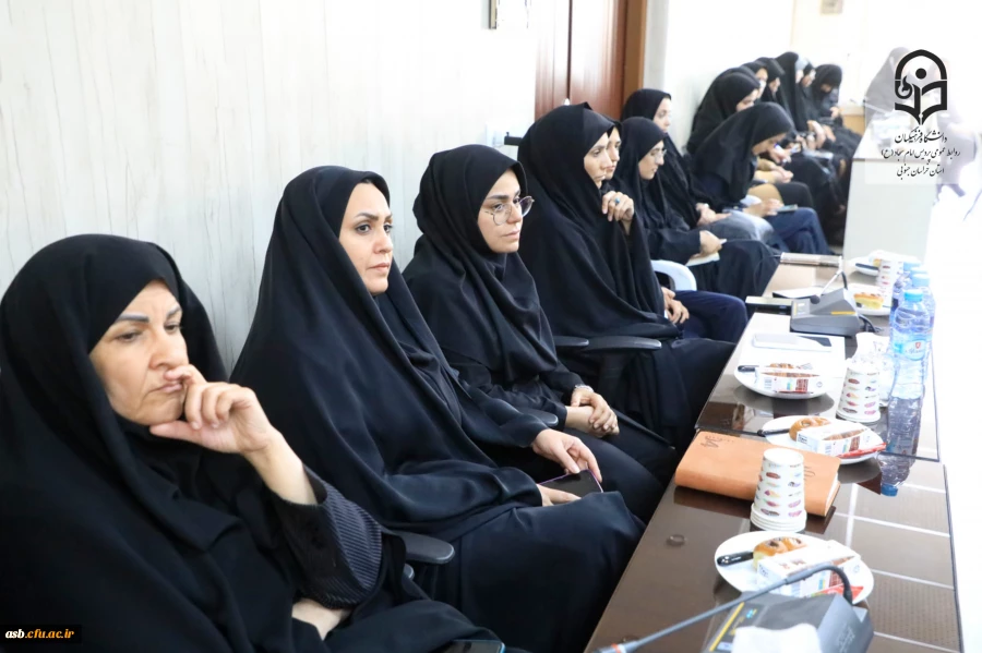 حضور حجت الاسلام والمسلمین عبادی، نماینده محترم ولی فقیه، در پردیس امام سجاد (ع) خراسان جنوبی به مناسبت روز دختر و ولادت حضرت معصومه (س) 8