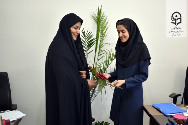 به مناسبت دهه سرآمدی آموزش انجام شد: تجلیل از اساتید با حضور رئیس پردیس امام سجاد (ع) 4