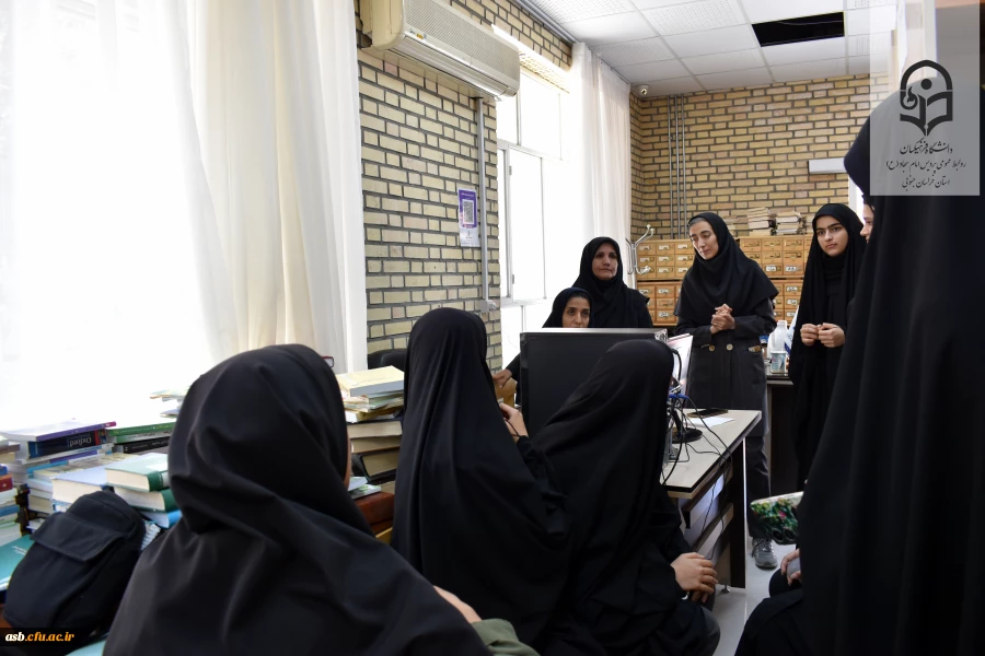 برگزاری جلسه توجیهی با شرکت کنندگان خواهر نقش دانش آموز در دوازدهمین جشنواره تدریس برتر 2