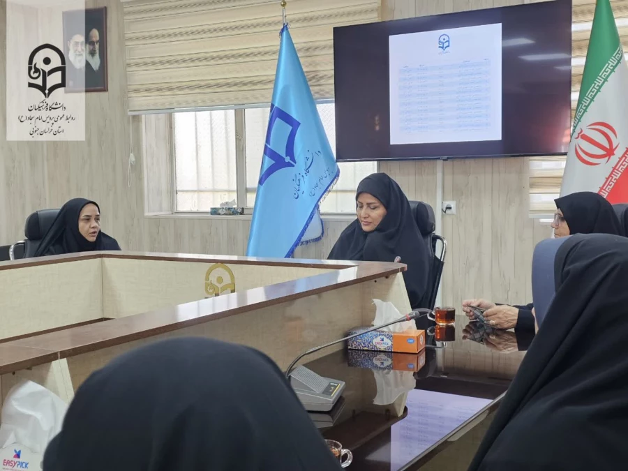 برگزاری پنجمین جلسه شورای اداری پردیس امام سجاد (ع)

 4