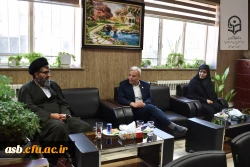 دیدار دکتر سیدنقی موسوی و دکتر ایرج مهدی زاده با رئیس پردیس امام سجاد(ع) 3دیدار دکتر سیدنقی موسوی و دکتر ایرج مهدی زاده با رئیس پردیس امام سجاد(ع) 2