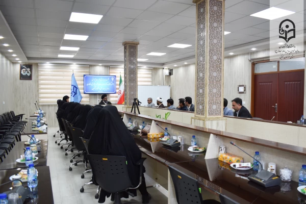 برگزاری نشست هم اندیشی پیرامون مسائل پژوهشی در سالن کنفرانس پردیس امام سجاد (ع) دانشگاه فرهنگیان خراسان جنوبی  2