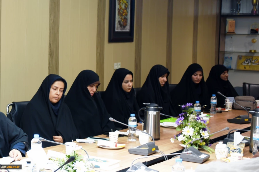 به همت اداره منابع انسانی دانشگاه فرهنگیان استان خراسان جنوبی برگزار شد:
کارگاه آموزشی قوانین اداری و رفتار سازمانی ویژه کارشناسان جدید الاستخدام  3