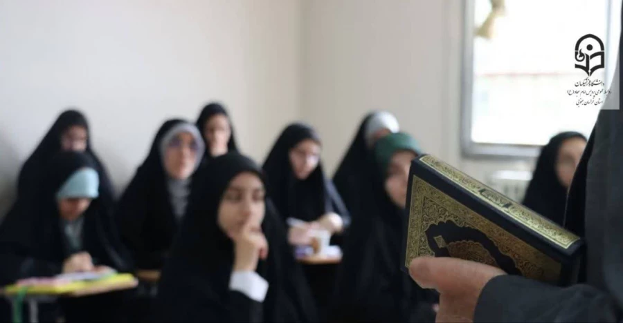 درخشش دانشجومعلمان دانشگاه فرهنگیان خراسان جنوبی در جشنواره قرآن و عترت دانشگاه فرهنگیان کشور 3