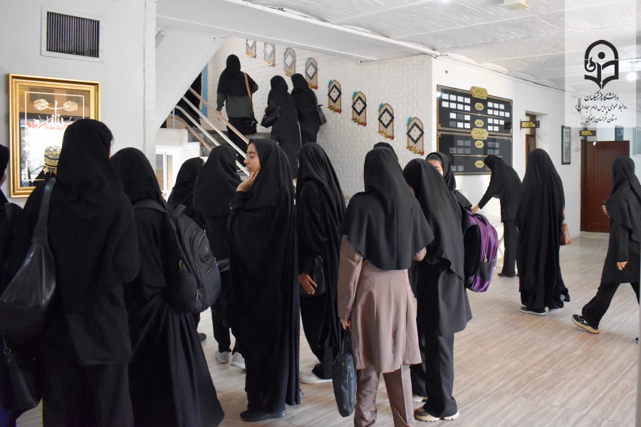 آغاز سال تحصیلی جدید با حضور دانشجو معلمان پردیس امام سجاد(ع) 3