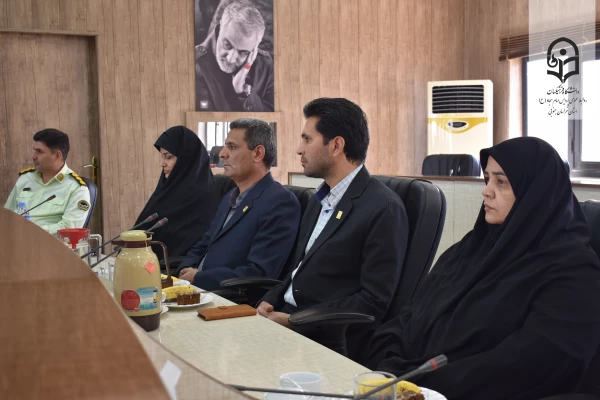 دیدار مسئولین دانشگاه فرهنگیان و علمی کاربردی استان با فرماندهان نیروی انتظامی استان  7