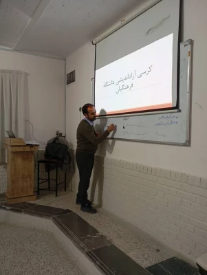 برگزاری کارگاه ها و نشست های فرهنگی و آموزشی در ماه مهر در پردیس امام سجاد (ع)  15