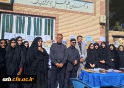 بازدید معاون فرهنگی و تربیتی دانشگاه فرهنگیان کشور از غرفه فرهنگی دانشجویان مرکز بنت الهدی صدر فردوس 2