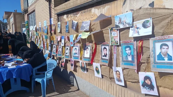 بازدید معاون فرهنگی و تربیتی دانشگاه فرهنگیان کشور از غرفه فرهنگی دانشجویان مرکز بنت الهدی صدر فردوس 4