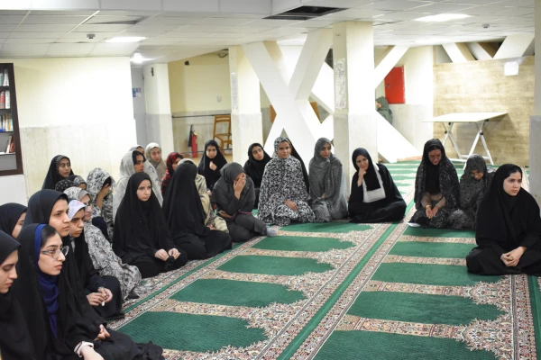 دیدار مسئولان دانشگاه فرهنگیان خراسان جنوبی با دانشجویان ساکن در سرای دانشجویی آزاد 4