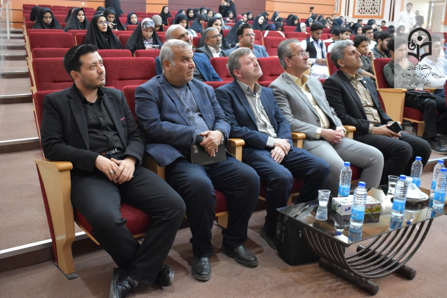 افتتاح طرح معراج ویژه نودانشجومعلمان دانشگاه فرهنگیان خراسان جنوبی در طبس 6