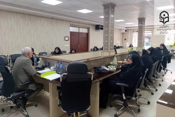 دیوار دکتر جلیلیان با اعضای کانون ایثار و شهادت؛ بررسی فعالیت ها و برنامه های آینده 4