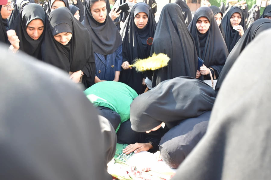 «کلاس امروز دانشگاه، درس ایثار بود؛ با میزبانی شهید گمنام در پردیس امام سجاد (ع)» 18