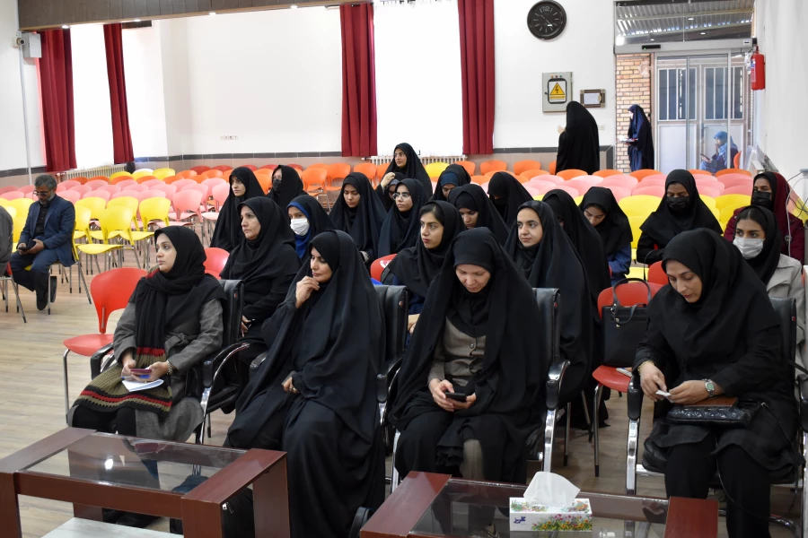 برگزاری «هزار نشست استادی در محضر شهدای علمی و اقتدار ملی» در پردیس امام سجاد(ع) خراسان جنوبی 4