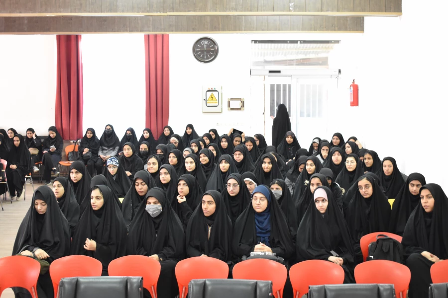 برگزاری جلسه تبیین گزینش ویژه نو دانشجومعلمان در پردیس امام سجاد(ع) 5