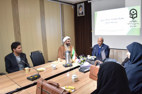 انتصاب اولین معاونت در راستای استقرار ساختار جدید دانشگاه فرهنگیان خراسان جنوبی  6