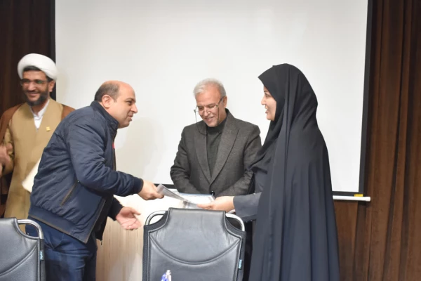برگزاری مراسم تقدیر از کارکنان دانشگاه فرهنگیان استان 2