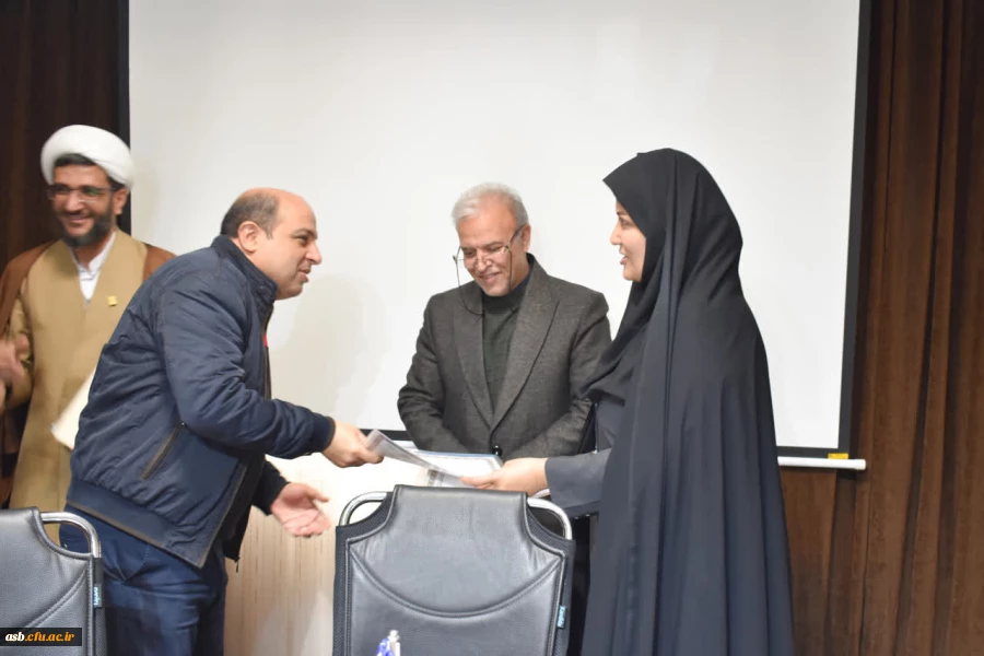 برگزاری مراسم تقدیر از کارکنان دانشگاه فرهنگیان استان 2