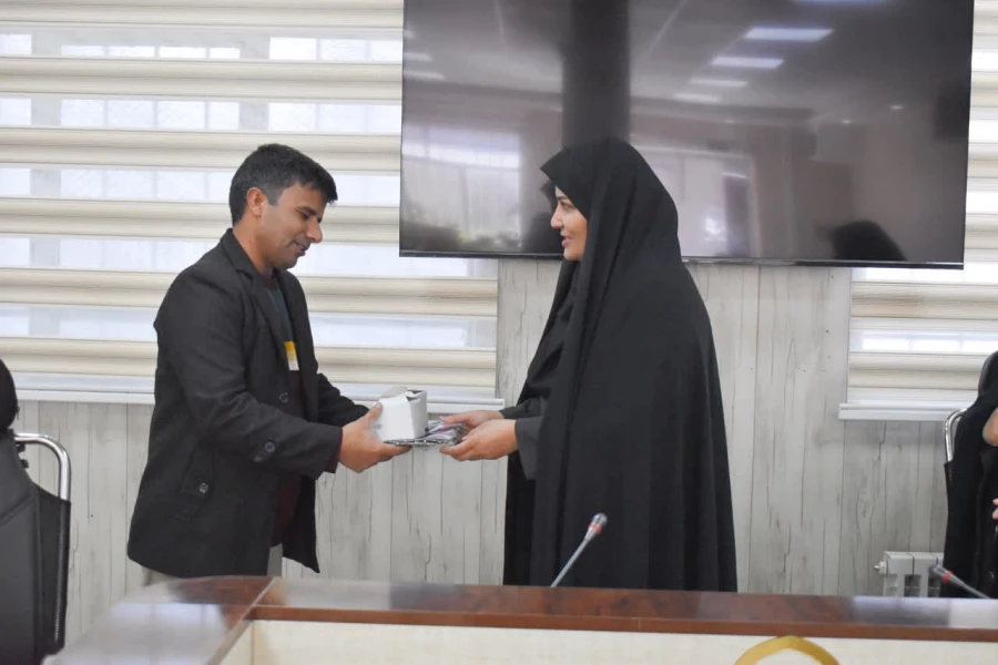 برگزاری مراسم تقدیر از کارکنان دانشگاه فرهنگیان استان 6